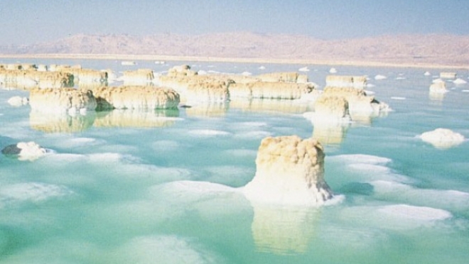 Sarea Mării Moarte a relatat oamenilor de știință despre unele catastrofe climatice din istorie.